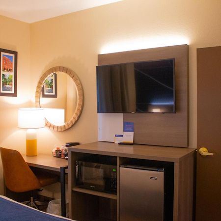 Comfort Inn & Suites Geneva- West Chicago Buitenkant foto