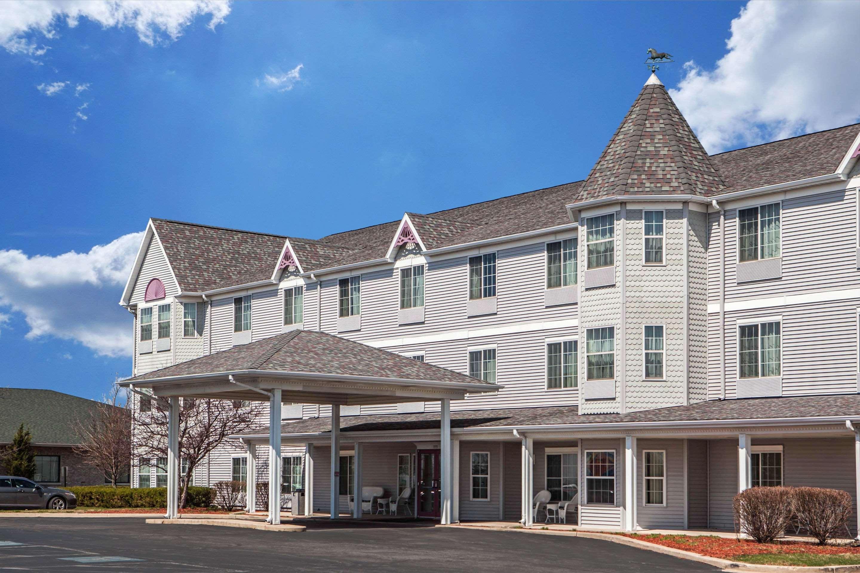Comfort Inn & Suites Geneva- West Chicago Buitenkant foto