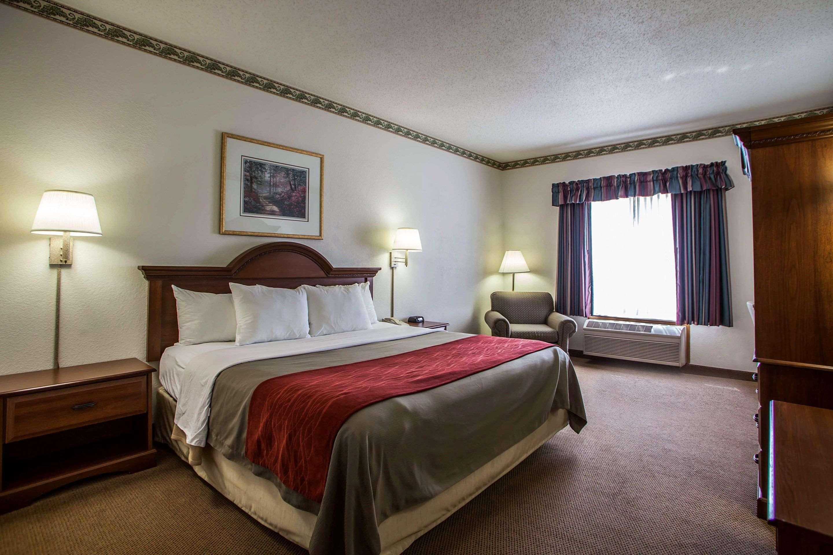 Comfort Inn & Suites Geneva- West Chicago Buitenkant foto