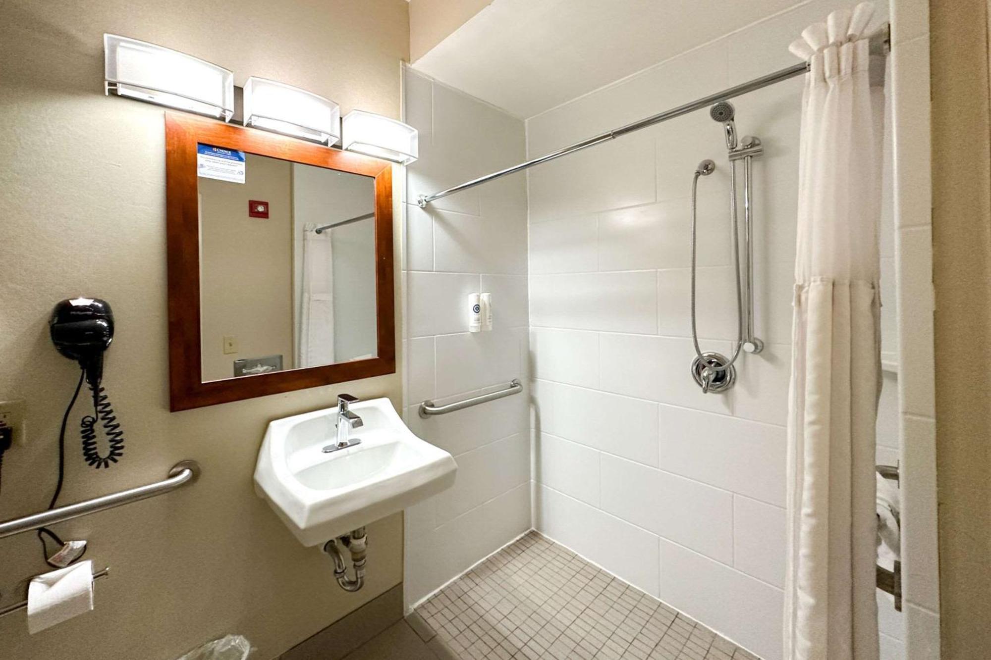 Comfort Inn & Suites Geneva- West Chicago Buitenkant foto