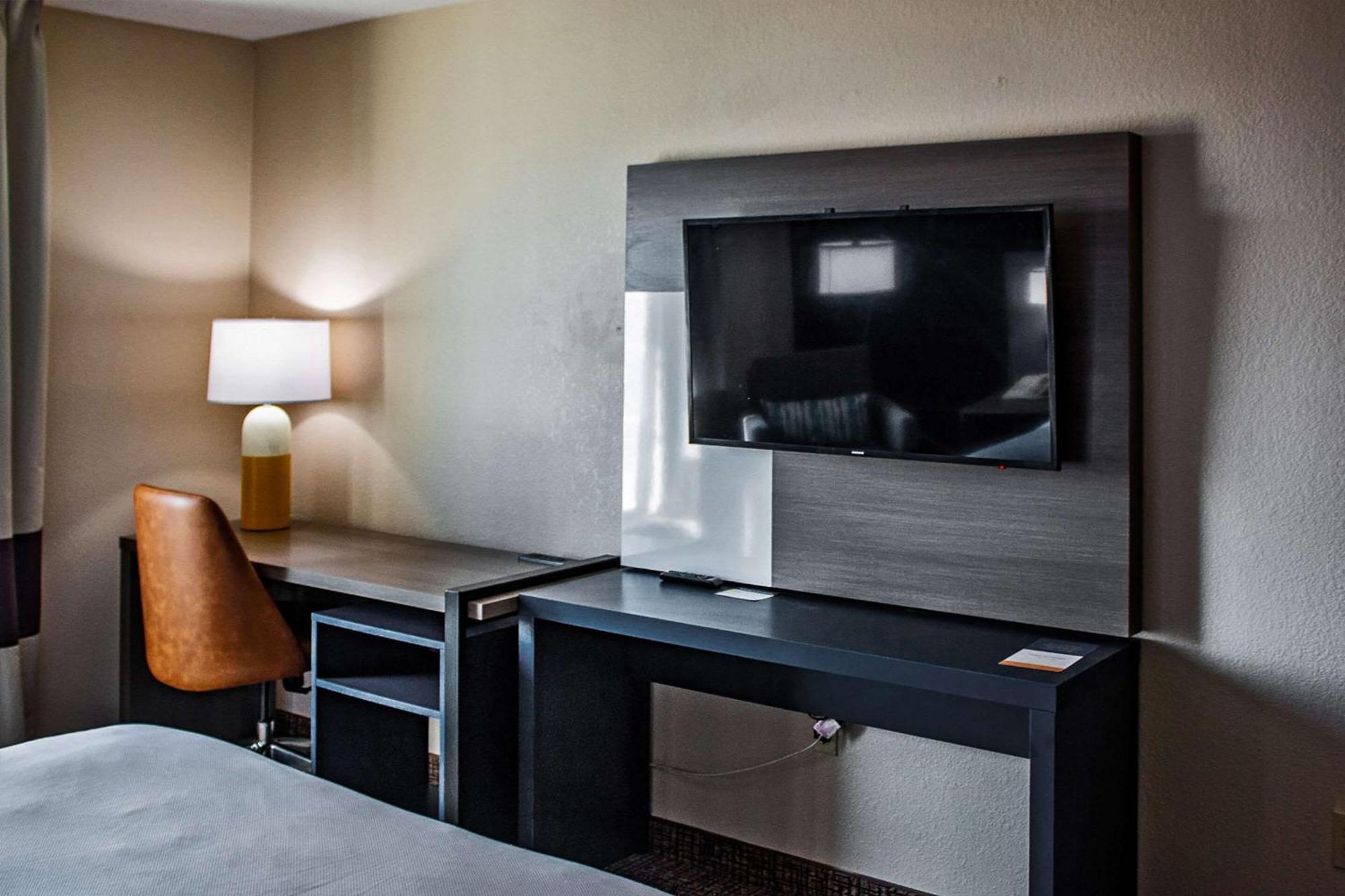 Comfort Inn & Suites Geneva- West Chicago Buitenkant foto