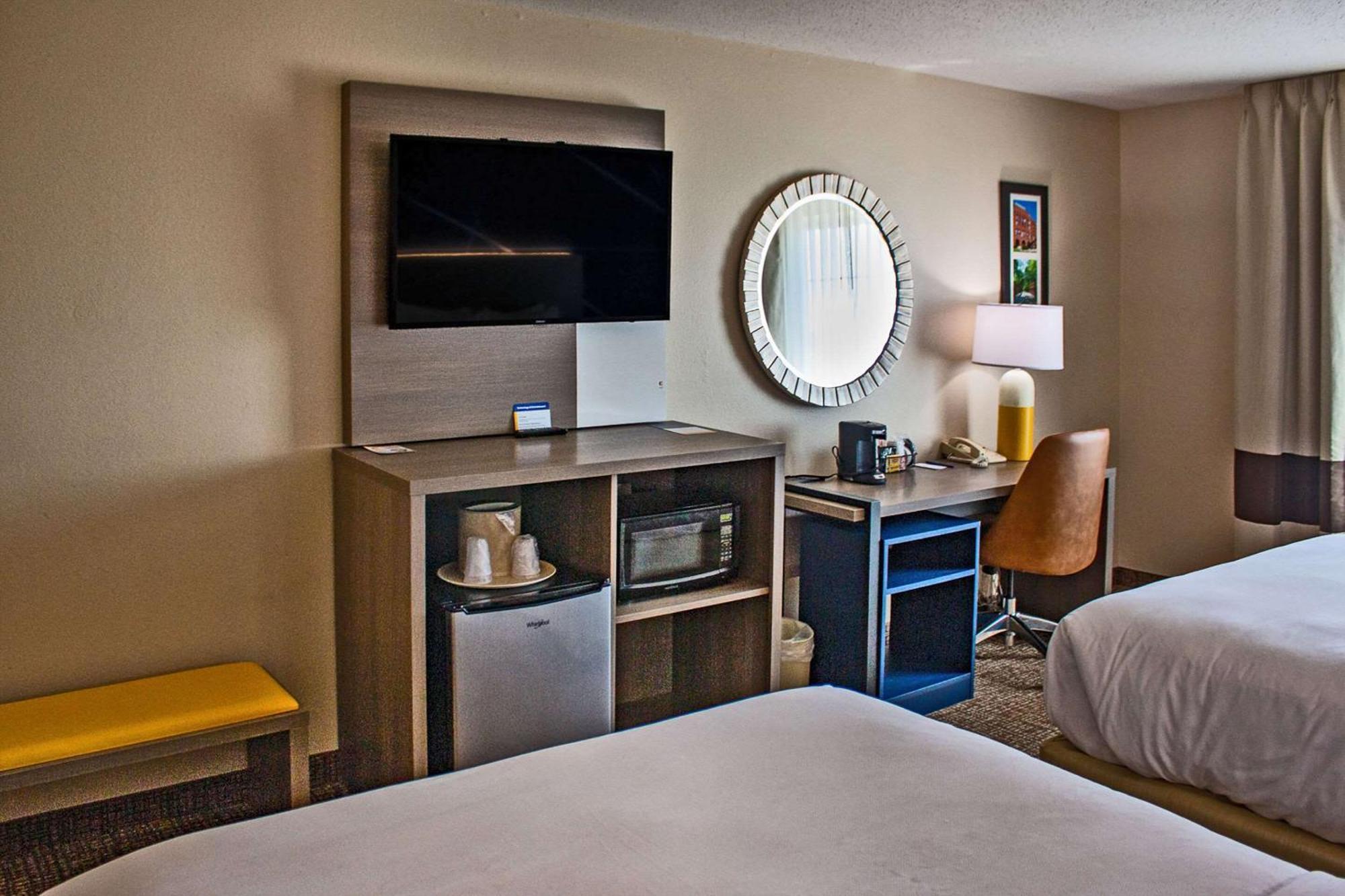 Comfort Inn & Suites Geneva- West Chicago Buitenkant foto